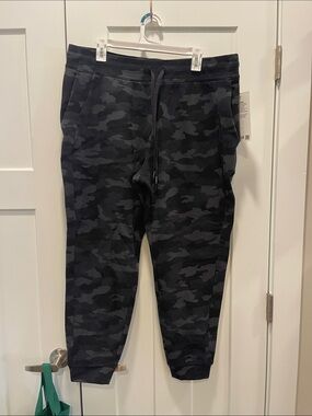 Lululemon Scuba HR Joggers